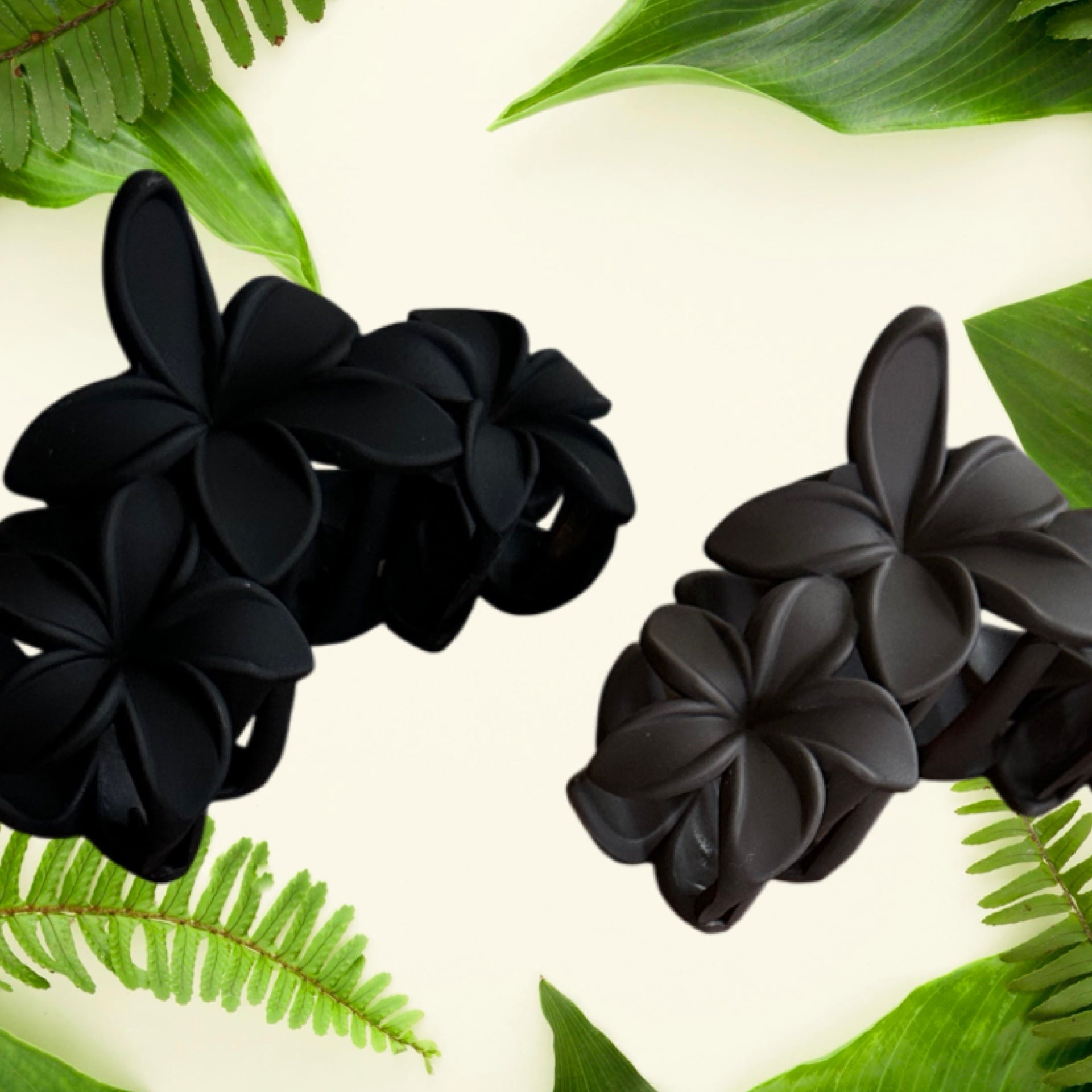 Matte Plumeria Triple Claw Clip 4 - Sweet Sweet Honey Hawaii