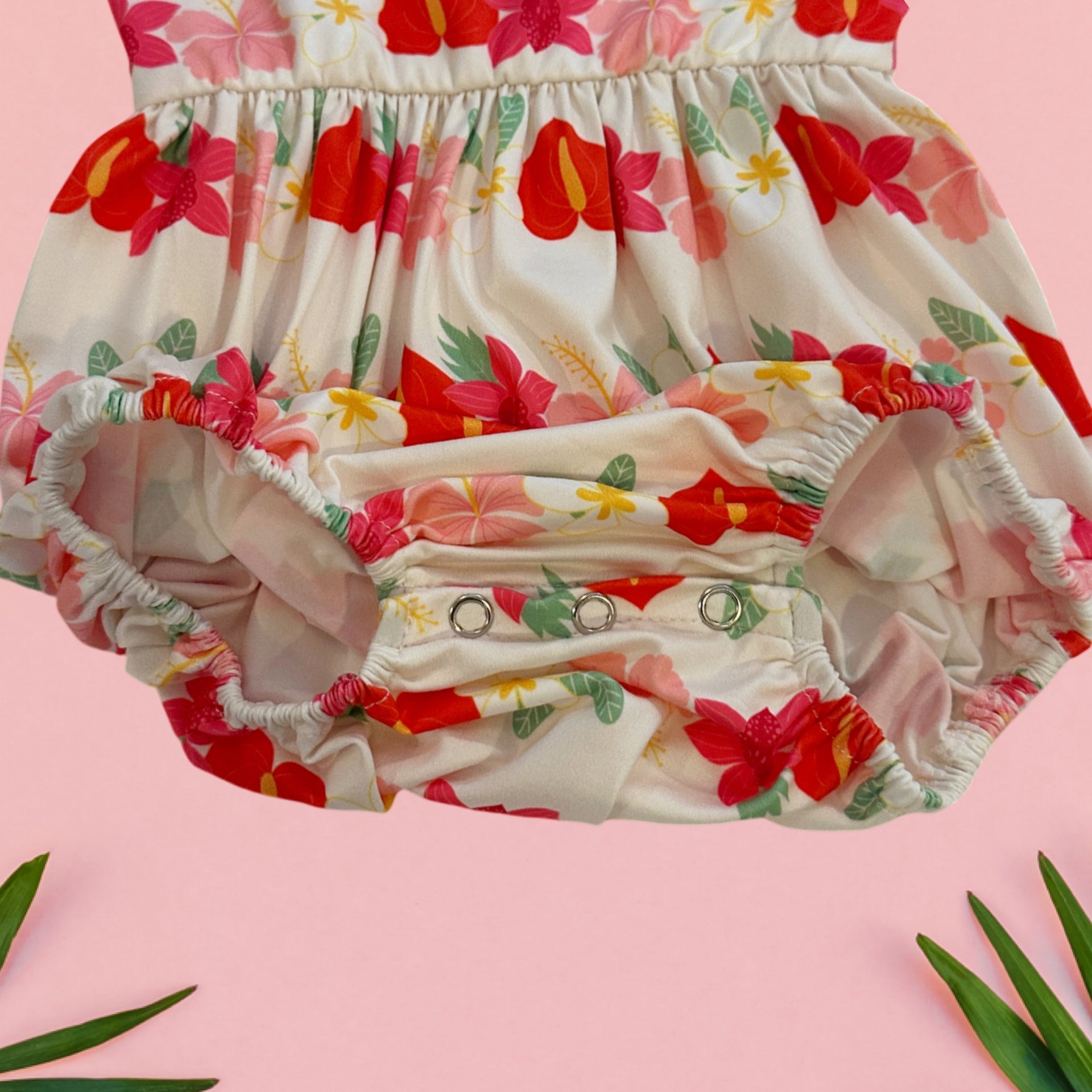 Pua Lei Emma onesie - Sweet Sweet Honey Hawaii