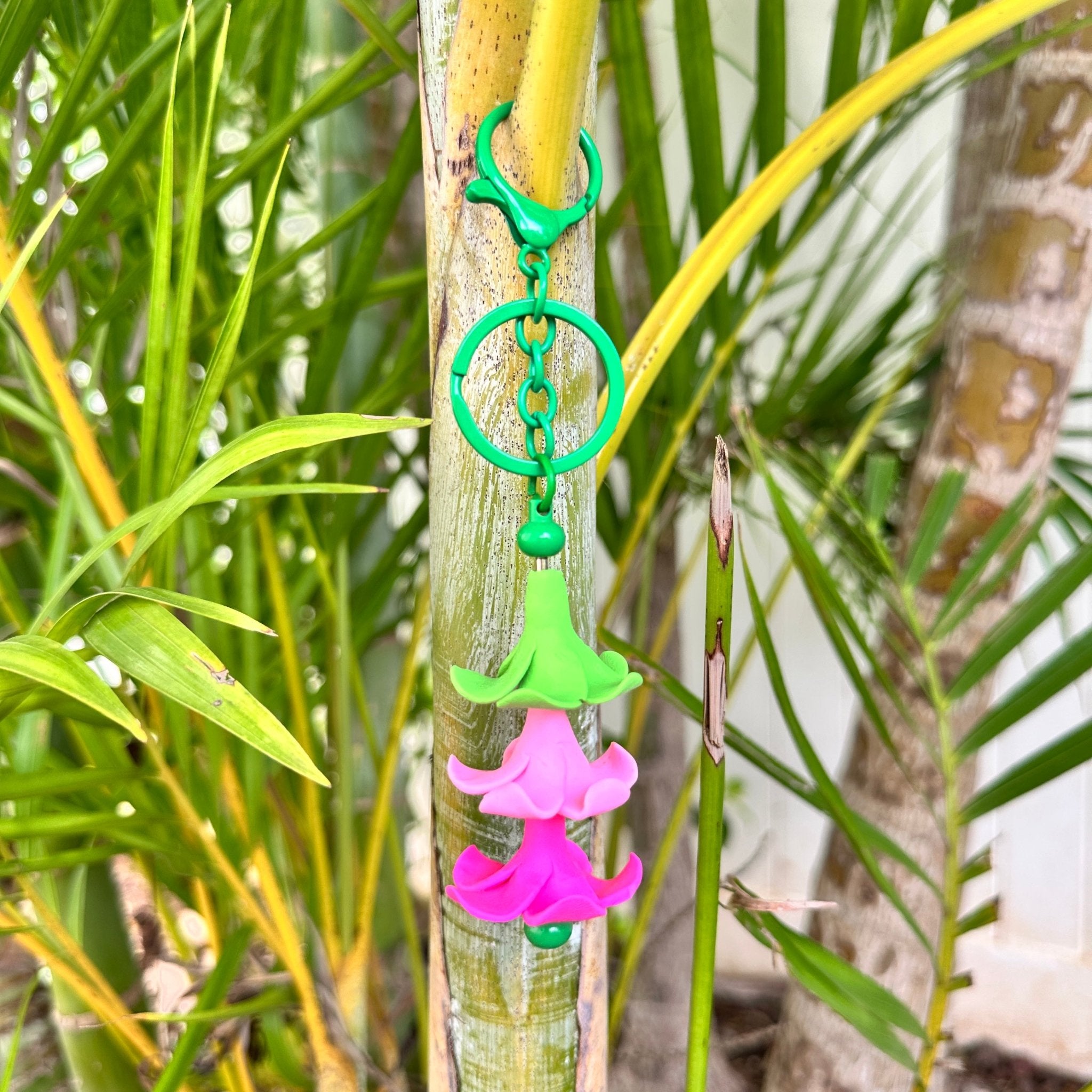 Puakenikeni Colored keychain - Sweet Sweet Honey Hawaii