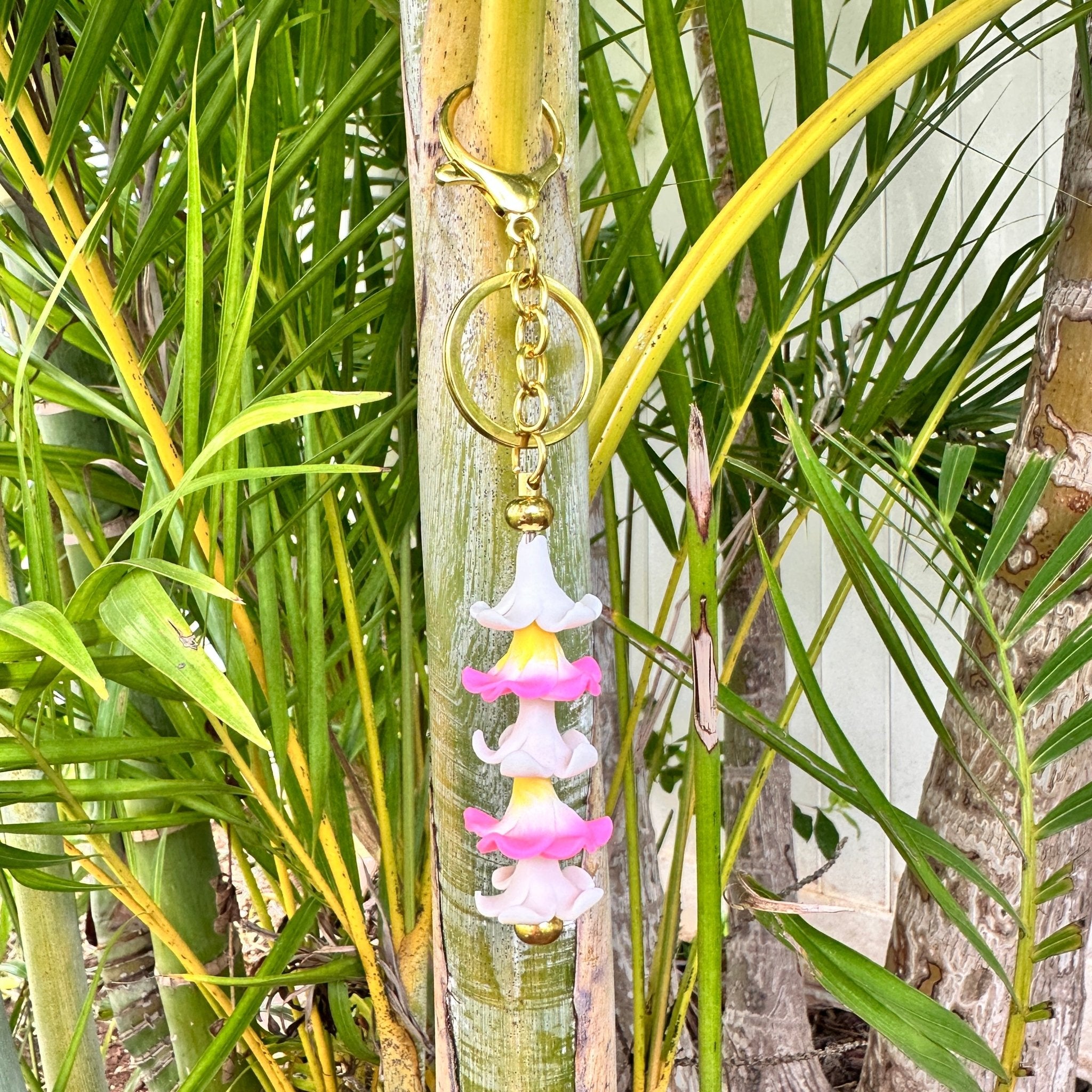 Puakenikeni keychain - Sweet Sweet Honey Hawaii